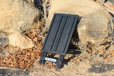 Eezi-Awn K9 3-in-1 Hocker / Tisch / Tritt schwarz