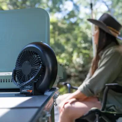 OzTent LED Ventilator Series II, schwarz, mit Akku und USB-C (OZ01ELB)