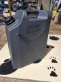 Wasserkanister Pioneer 20 Liter mit Auslaufhahn, dunkelgrau