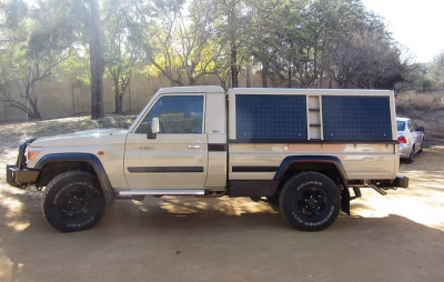 Hardtop Bushtech für Toyota Landcruiser LC79 Single Cab Riffelblech
