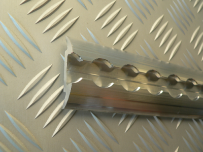 Zurrschiene / Systemschiene Alu halbrund light (42 x 10 mm)