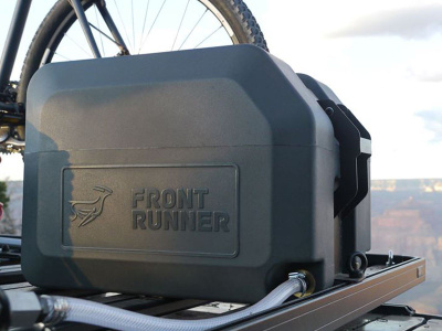 Front Runner Wassertank-Anschluss- und Ventilset mit Absperrhahn
